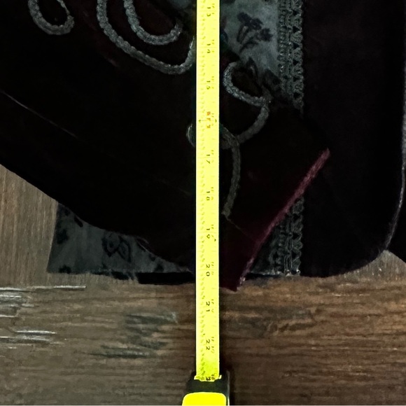 CITY GIRL by Nancy Bolen Black Velvet Embroidered Crop Jacket (8) - Goth - Picture 11 of 16